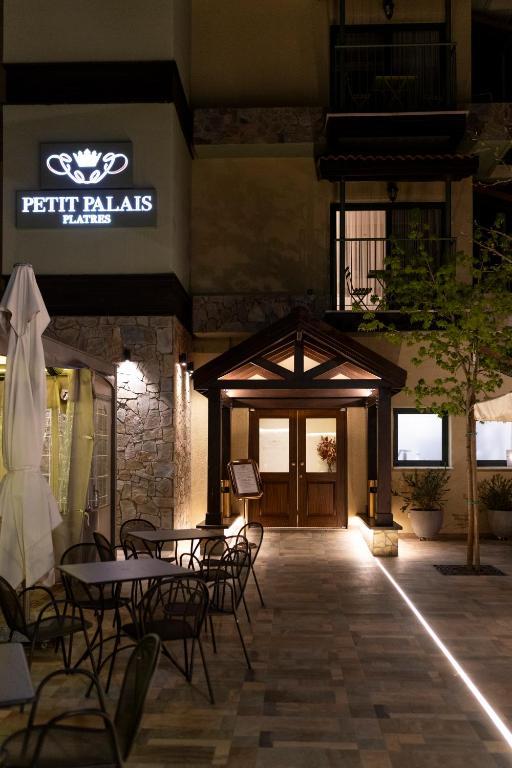 Limassol: Petit Palais Platres Boutique Hotel — dog-friendly place in Cyprus